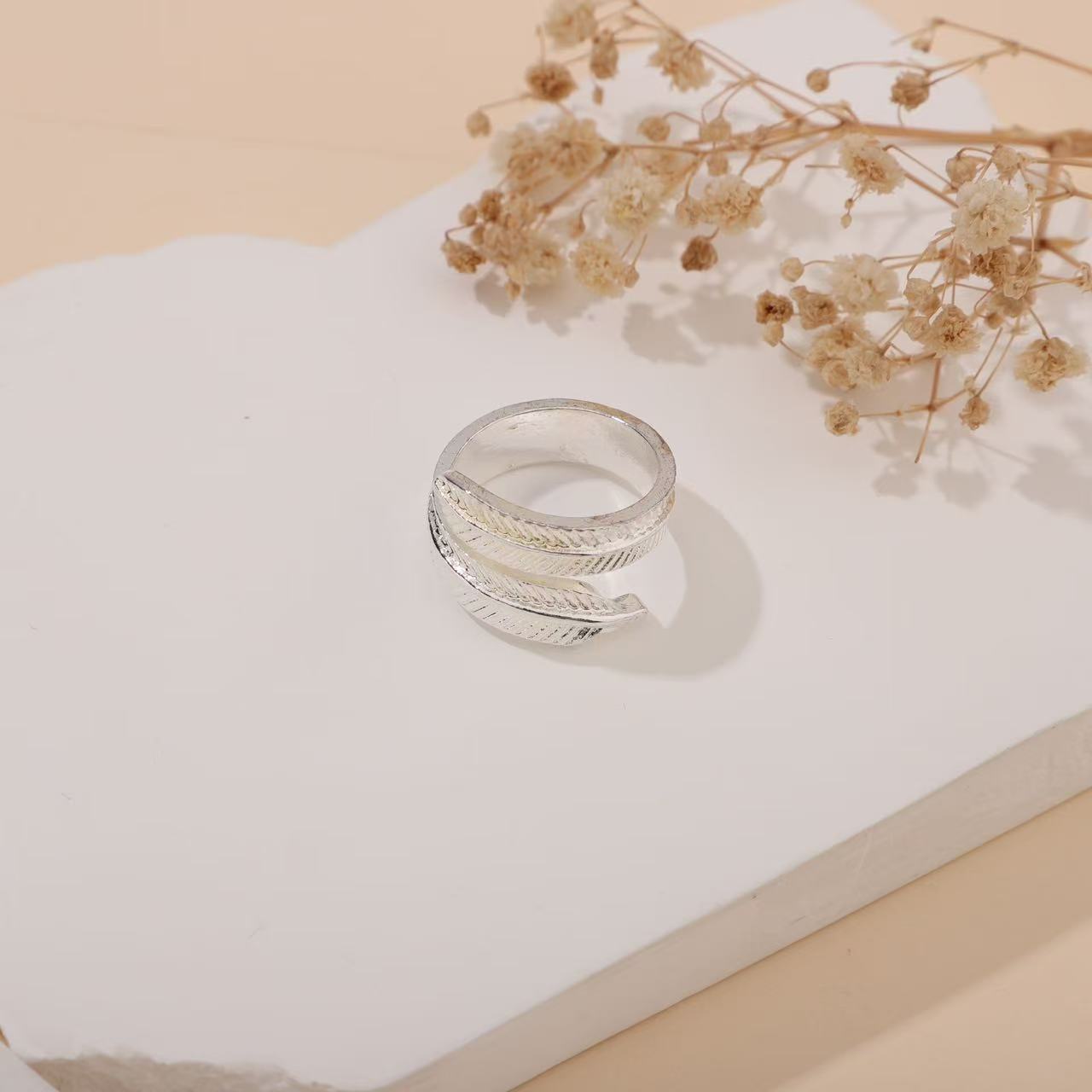 Feather Ring